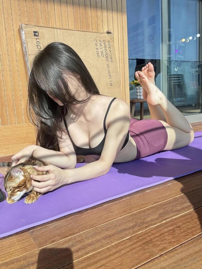 Alya vural mı Hadise mi