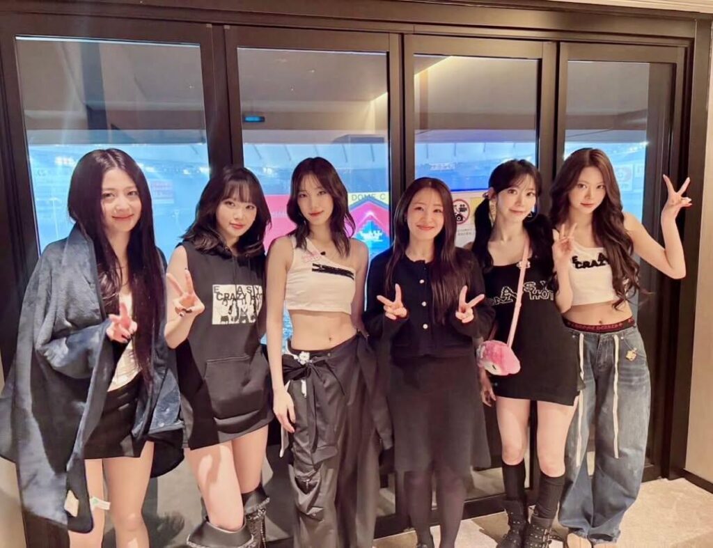 251120 - تحديث أوساوا أكاني على الانستقرام مع LE SSERAFIM