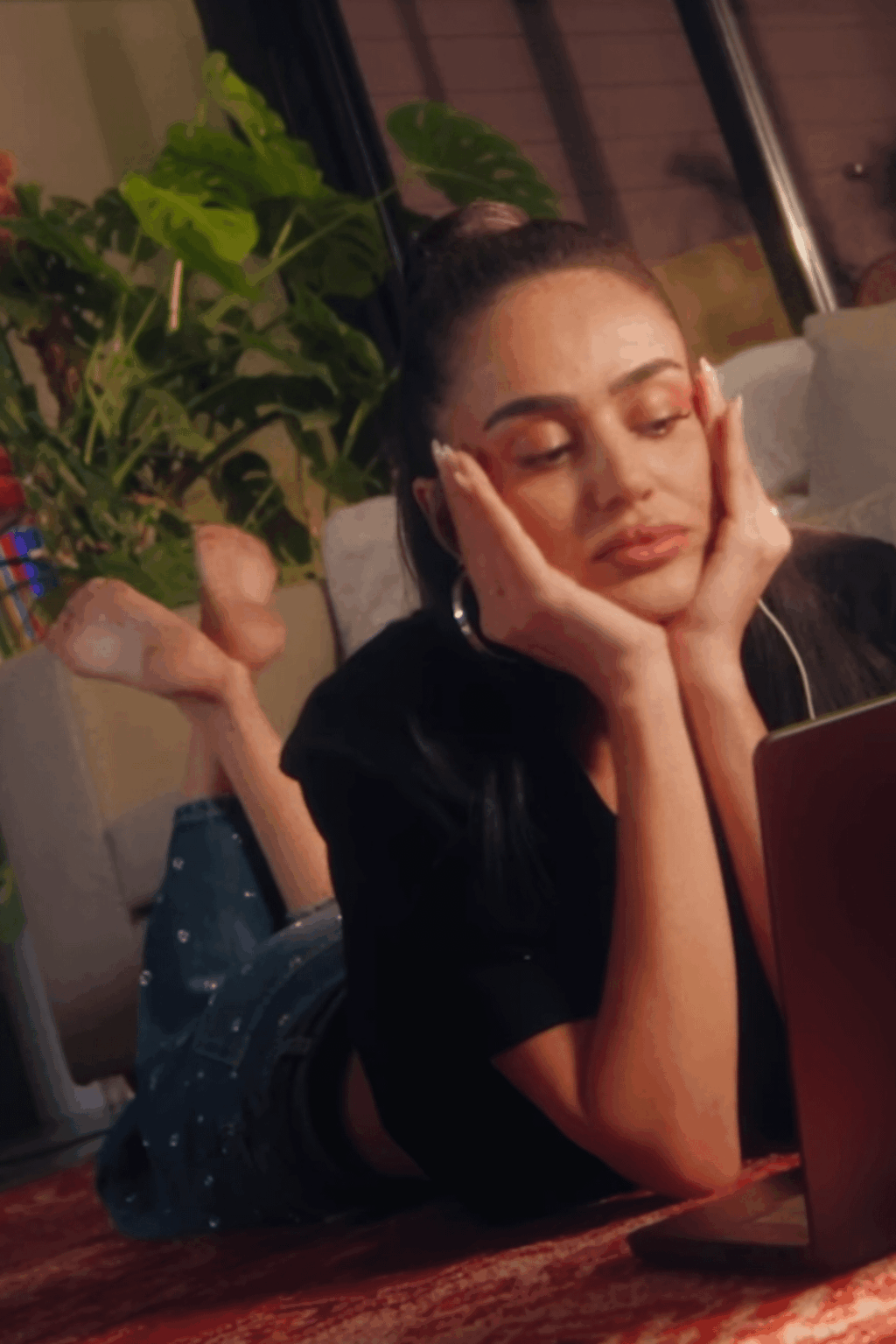 Elif Buse Doğan Ayak