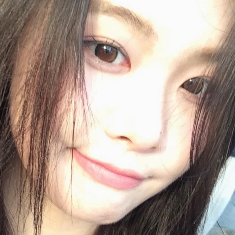 افتتحت PURPLE KISS Swan قناة شخصية على YouTube