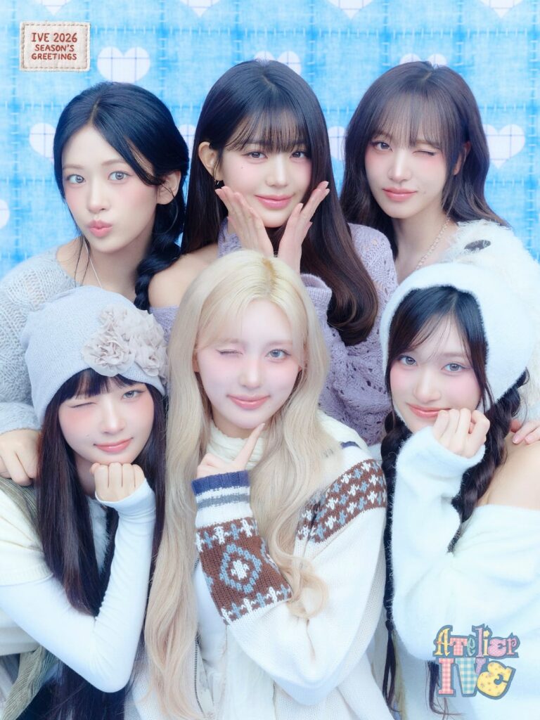 IVE - تحيات موسم 2026 'ATELIER IVE' (صور المفهوم + تفاصيل التغليف)