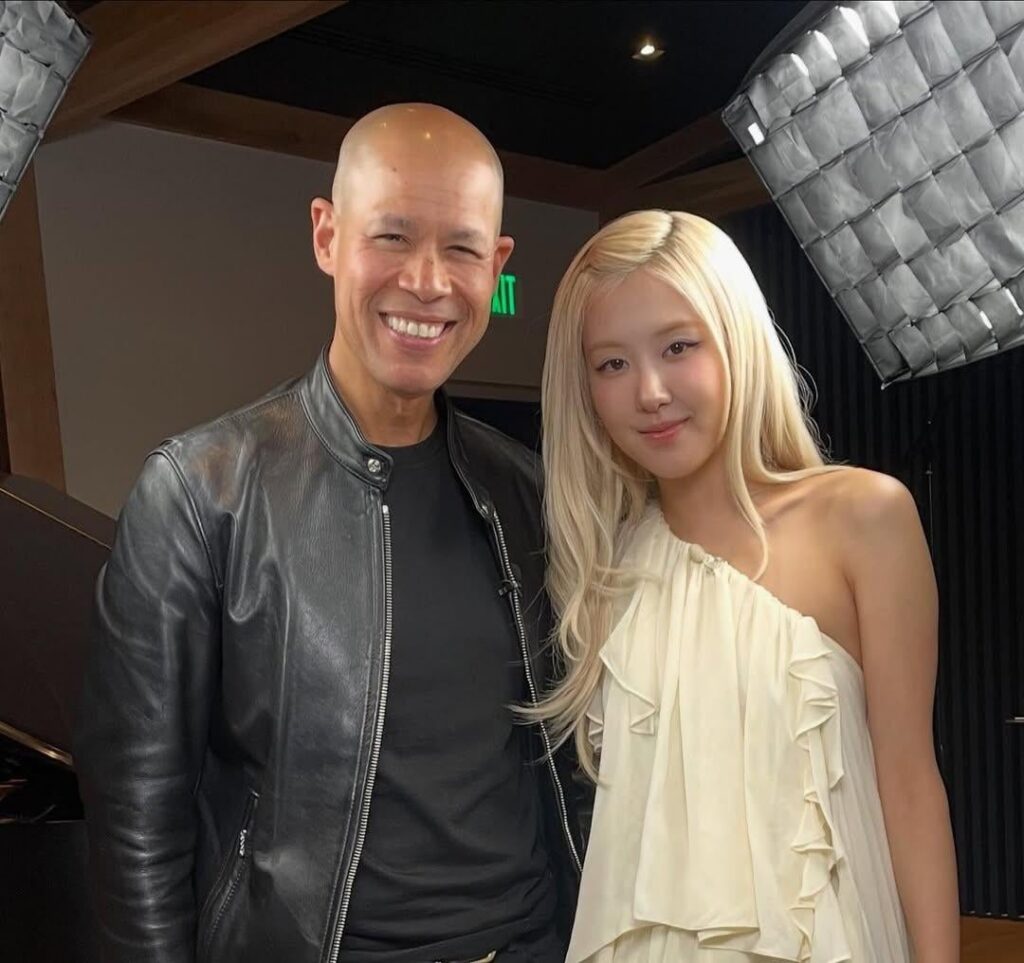 251119 مقابلة روزيه على قناة CBS Mornings مع فلاديمير دوتيرز | قريباً