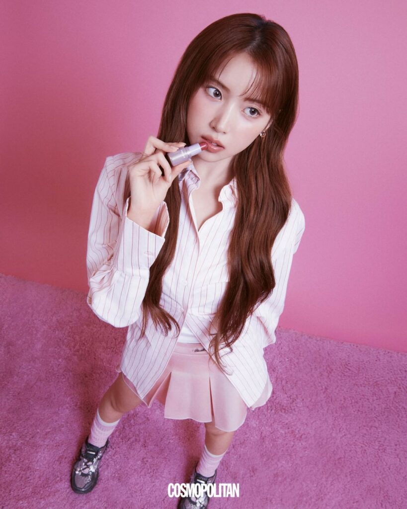 NMIXX Jiwoo - Cosmopolitan Korea x irecipe (المعاينة المصورة لإصدار ديسمبر 2025)