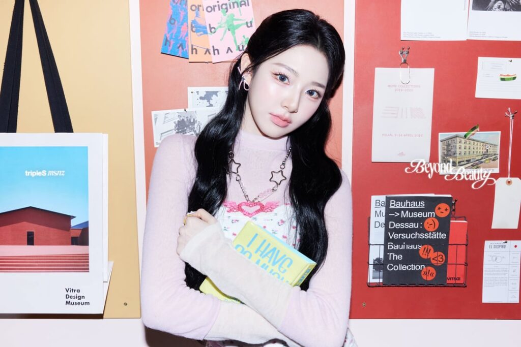 TripleS msnz - الألبوم المصغر الأول: Beyond Beauty (صور فردية - إصدار الشمس - Xinyu، Mayu، ChaeWon)