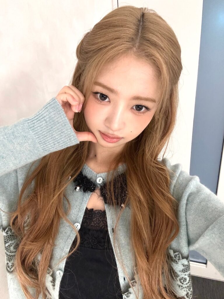 251124 تحديث تويتر الرسمي لـ IVE Japan مع ري