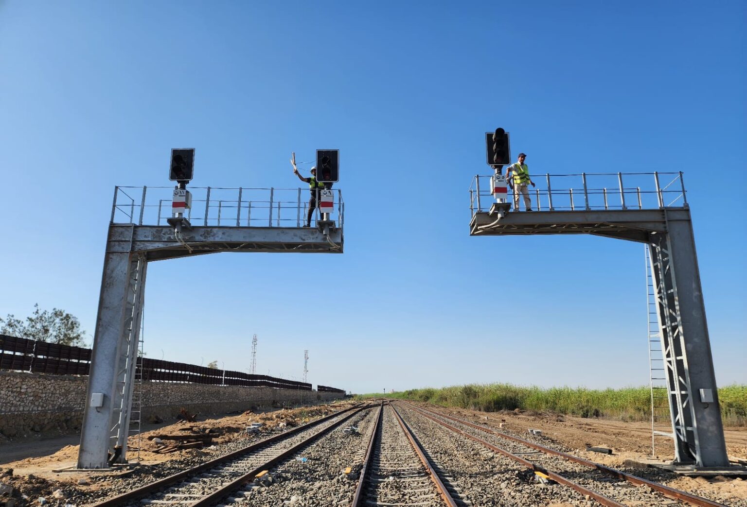 تحالف مصري-فرنسي على أعتاب الفوز بمناقصة تحديث إشارات خط سكة حديد “الروبيكي – العاشر”│ خاص تحديث السكة الحديد