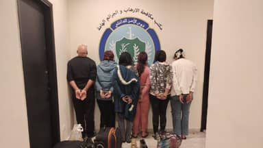 شبكة فتيات للدعارة... وشاب يُسهّل نقلهُنّ!