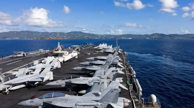 وصلت حاملة الطائرات النووية من فئة فورد التابعة للبحرية الأمريكية يو إس إس جيرالد ر. فورد (CVN 78) إلى سانت توماس، جزر فيرجن الأمريكية