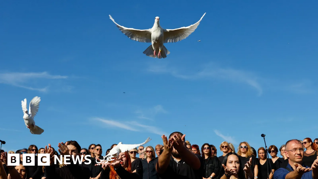 من غزة إلى أعماق البحار: صور عام 2025 التي علّقت العالم بين الألم والدهشة