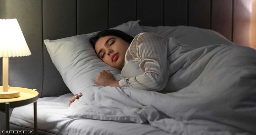 طبيب يكشف تأثير برودة الشتاء على نوم طبيب يكشف تأثير برودة الشتاء على نوم