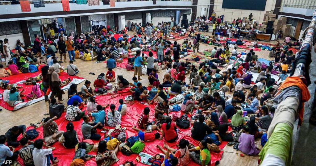 كارثة الفيضانات في إندونيسيا.. مقتل 613 ونزوح مليون شخصا