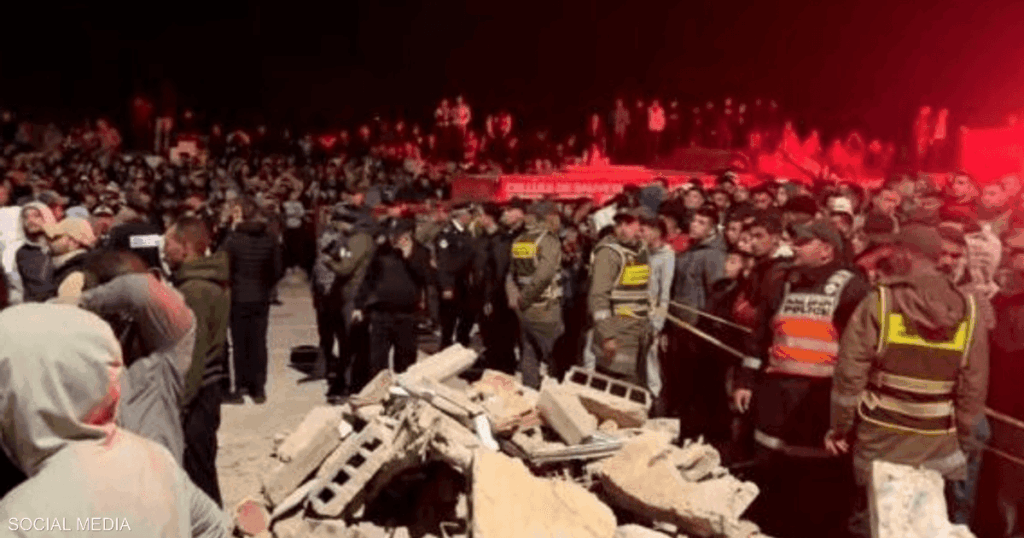 فيديو.. مقتل 19 شخصا في انهيار بنايتين في المغرب فيديو.. مقتل 19 شخصا في انهيار بنايتين في المغرب