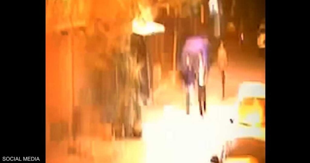 فيديو.. انفجار في مبنى سكني بحي إمبابة في مصر فيديو.. انفجار في مبنى سكني بحي إمبابة في مصر