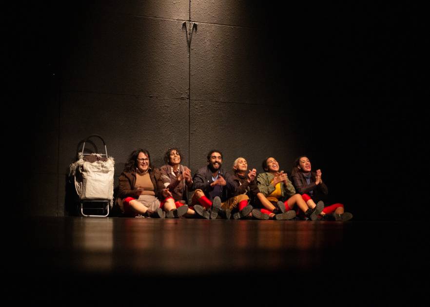 "الهاربات" مسرحية المهمشين تفوز بذهبية أيام قرطاج