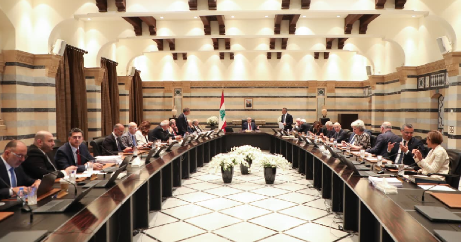 قانون "الفجوة المالية"... إنقاذ الدولة على حساب مصارف لبنان والمودعين؟