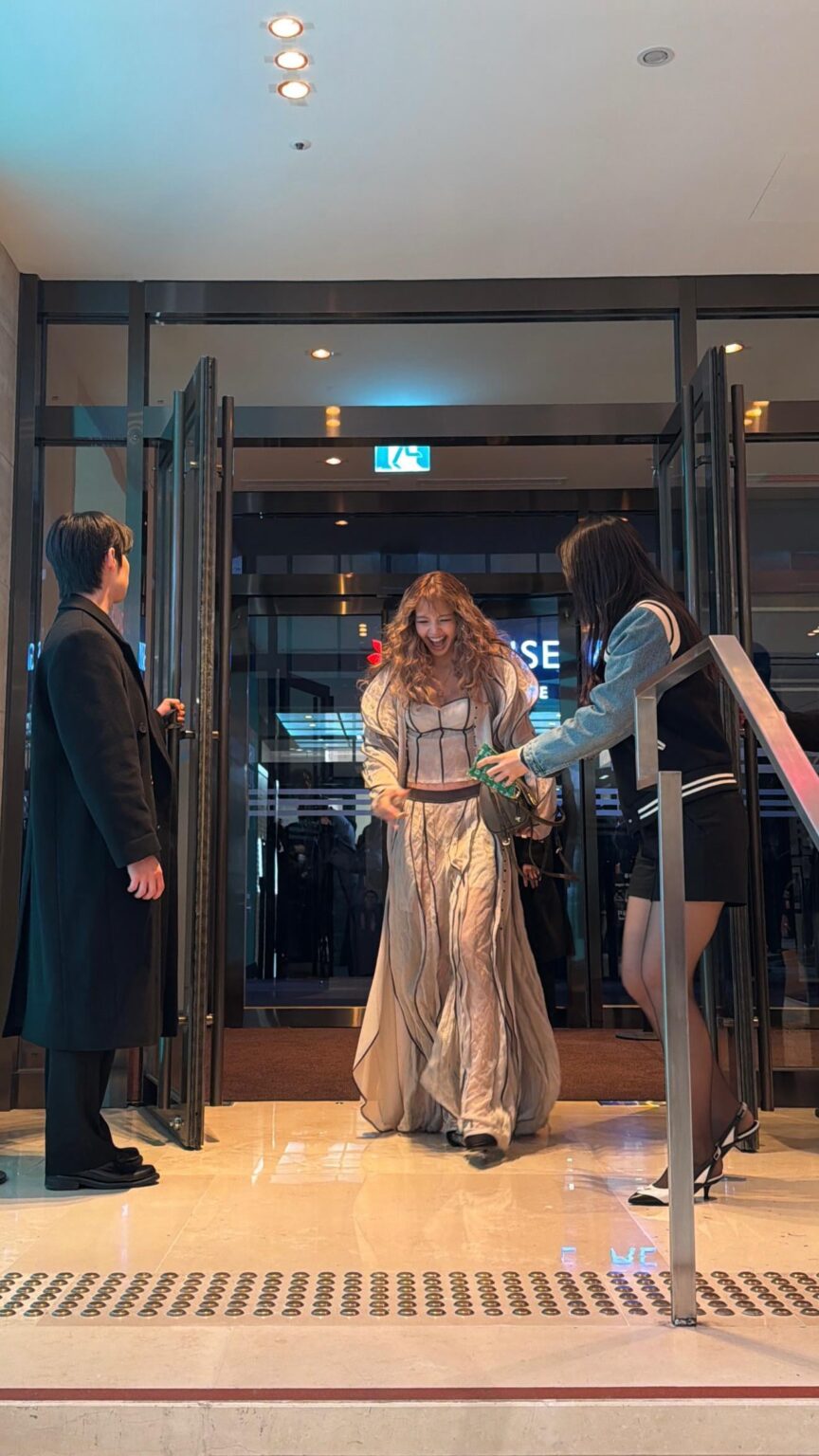 251205 تحديث قصة ليزا على IG