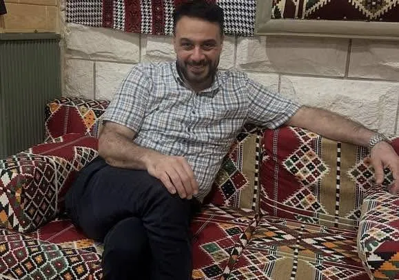 «خلافات زوجية» تُنهي حياة ممثل مصري بعد مشاجرة في الشارع