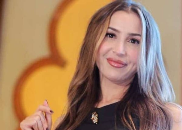 جنات تهدي أغنيتها الجديدة «وحشتينا» لسيدة المسرح العربي جنات تهدي أغنيتها الجديدة «وحشتينا» لسيدة المسرح العربي