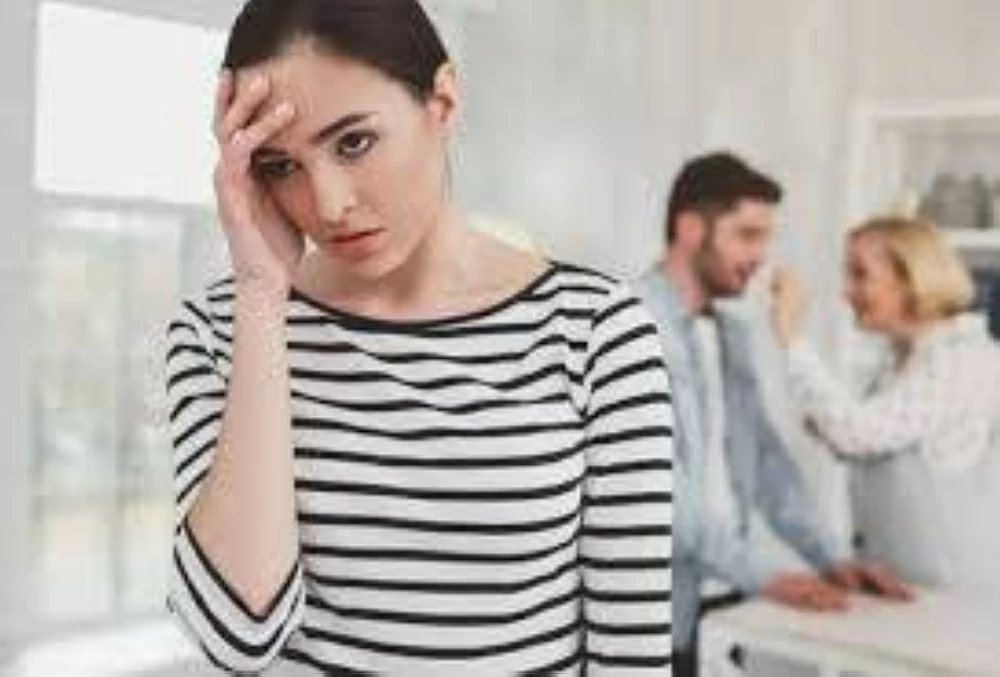 «ابن أمه».. رجال 5 أبراج بيعتمدوا على والدتهم في كل شيء أبراج