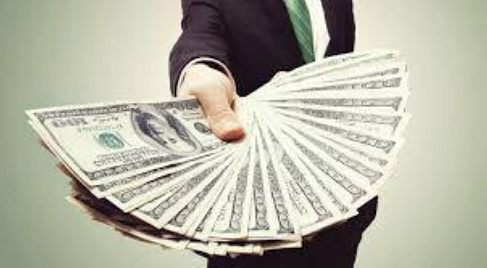 أبراج فلكية محظوظة في العمل