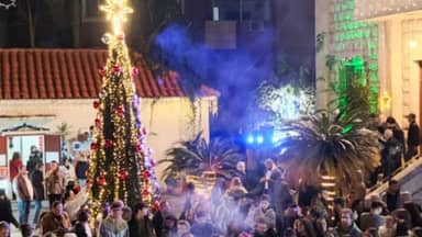 إضاءة شجرة الميلاد في مار مارون – طرابلس إضاءة شجرة الميلاد في مار مارون - طرابلس