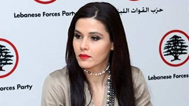 عكس السير: لماذا توتّرت ستريدا؟