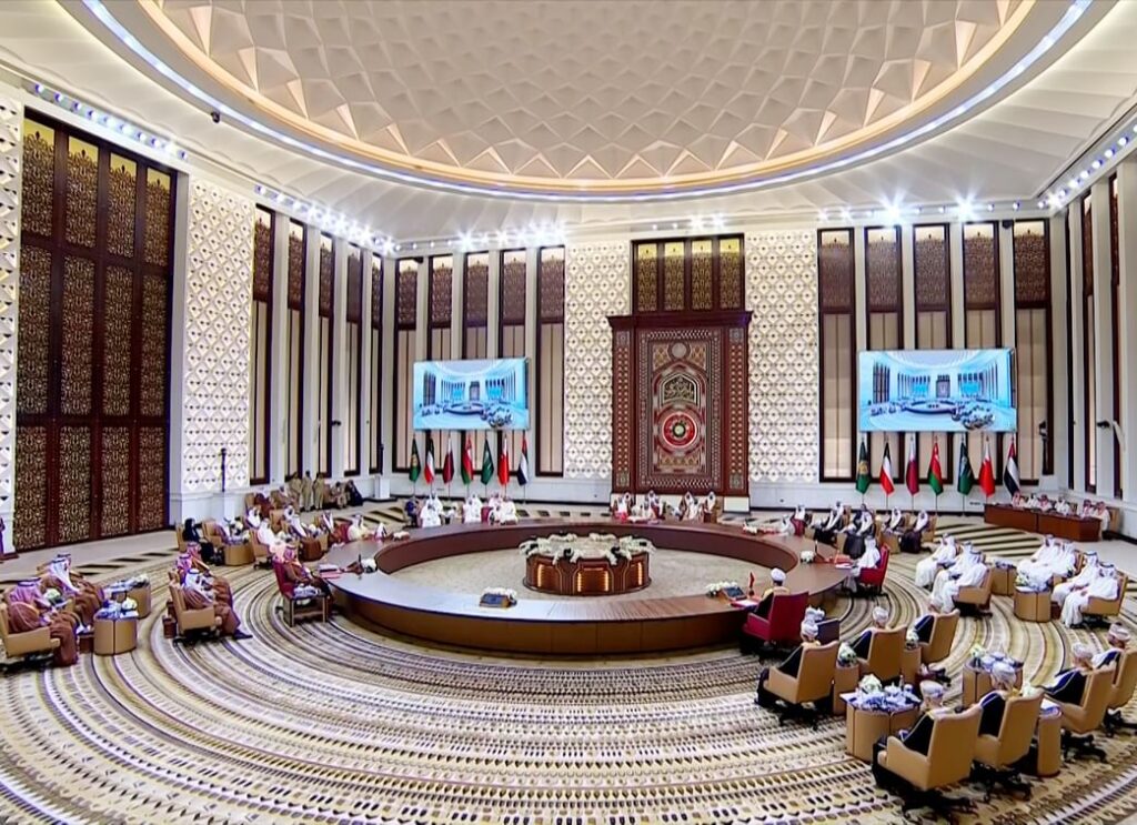 انطلاق أعمال قمة مجلس التعاون 46