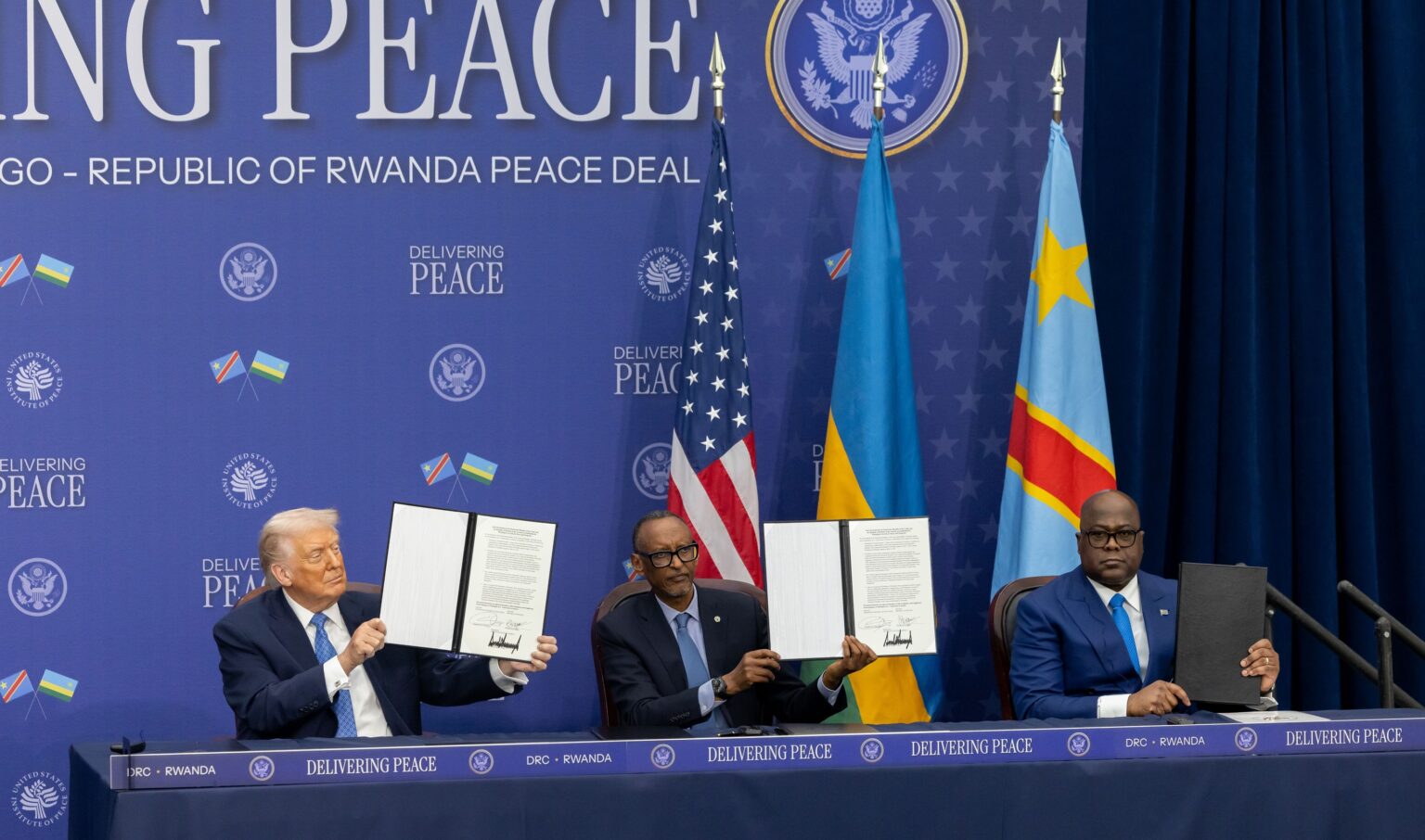 شخبوط بن نهيان يترأس وفد الإمارات إلى اجتماع واشنطن لتوقيع اتفاق السلام بين الكونغو الديمقراطية ورواندا