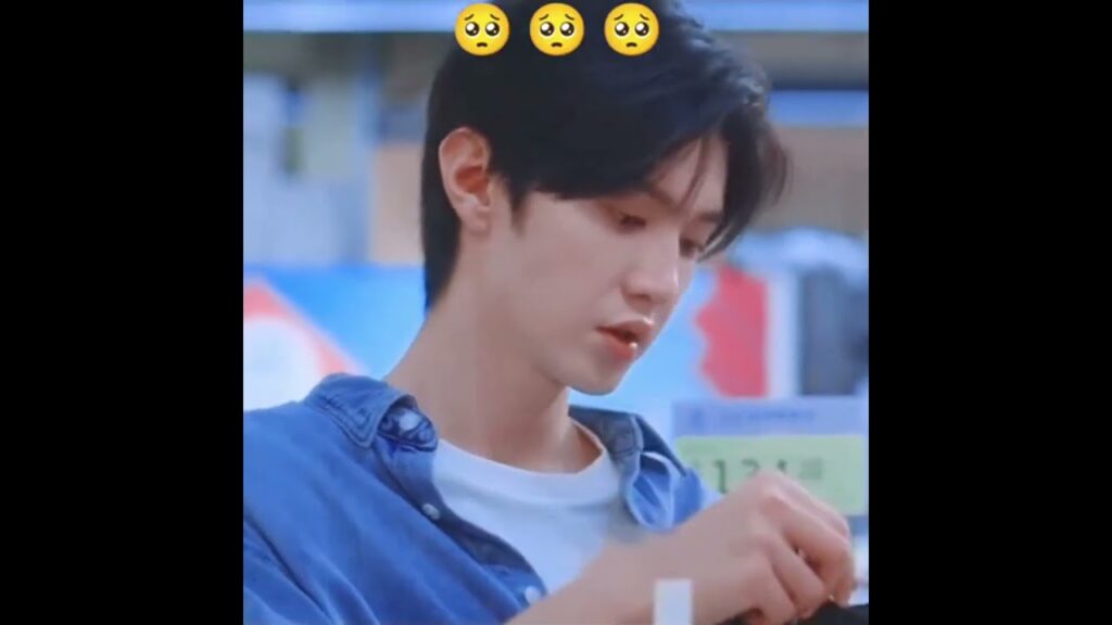 😭😭 #HiddenLove #حب_خفي #zhaolusi #chenzheyuan #cdrama #youku #victorma #rosyzhao #shorts #romance