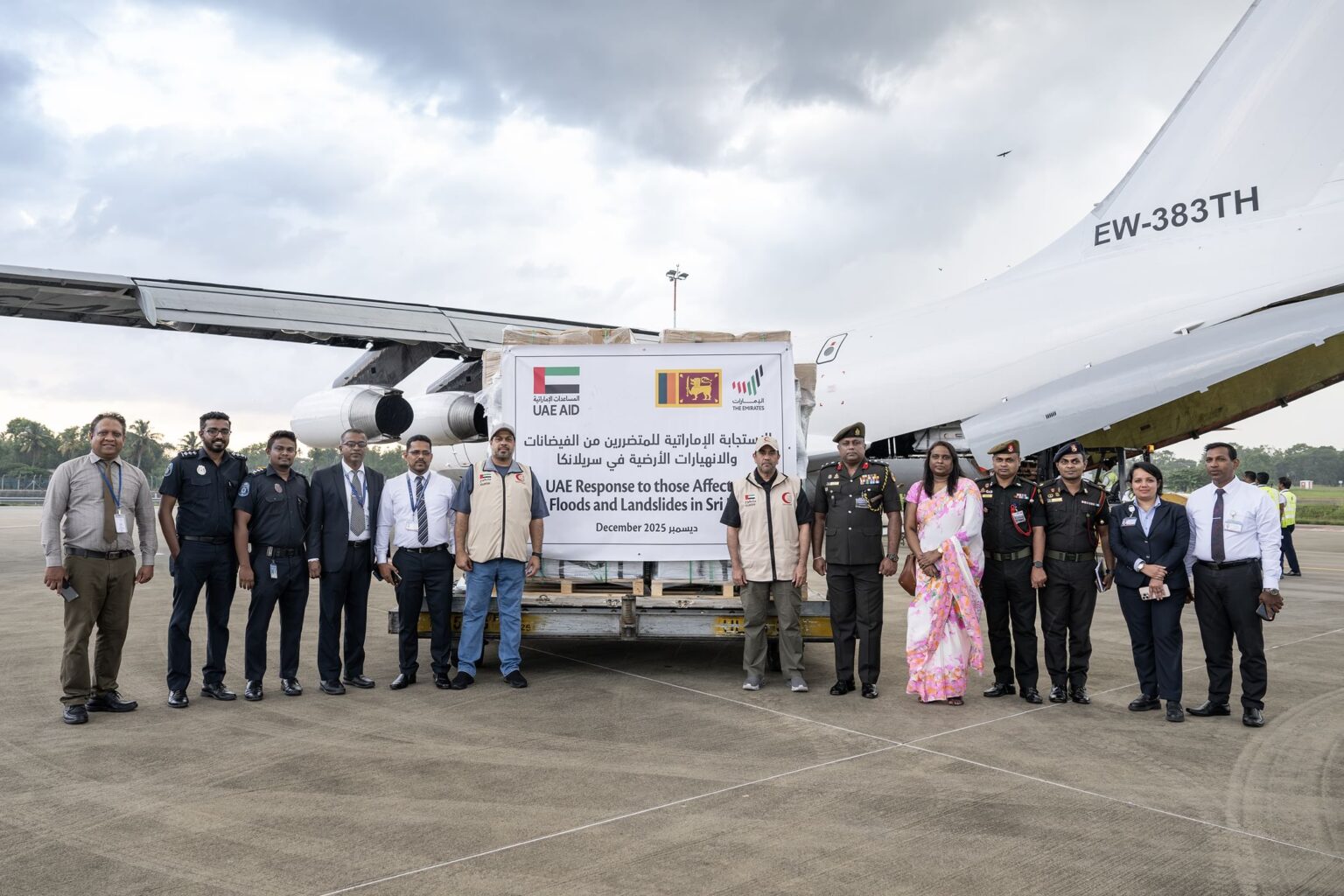 الإمارات ترسل طائرة مساعدات سابعة لدعم متضرري فيضانات سيريلانكا الإمارات ترسل طائرة مساعدات سابعة لدعم متضرري فيضانات سيريلانكا