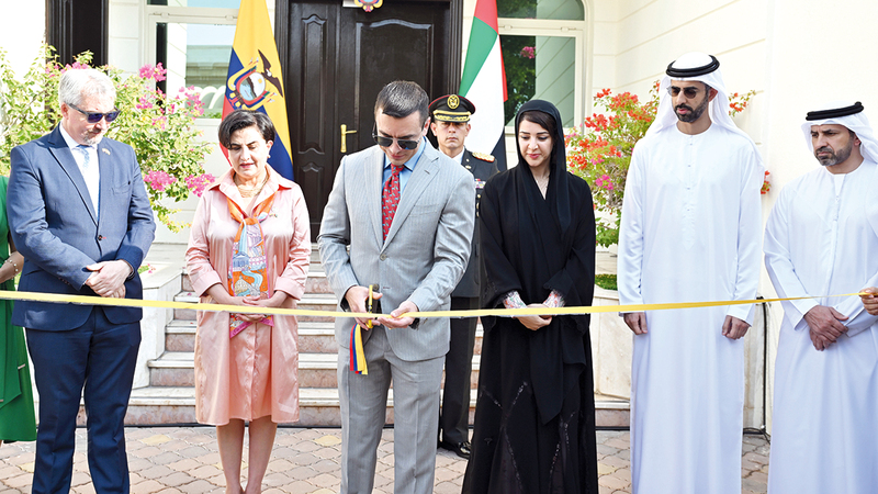 رئيس الإكوادور يفتتح مقر سفارة بلاده في أبوظبي