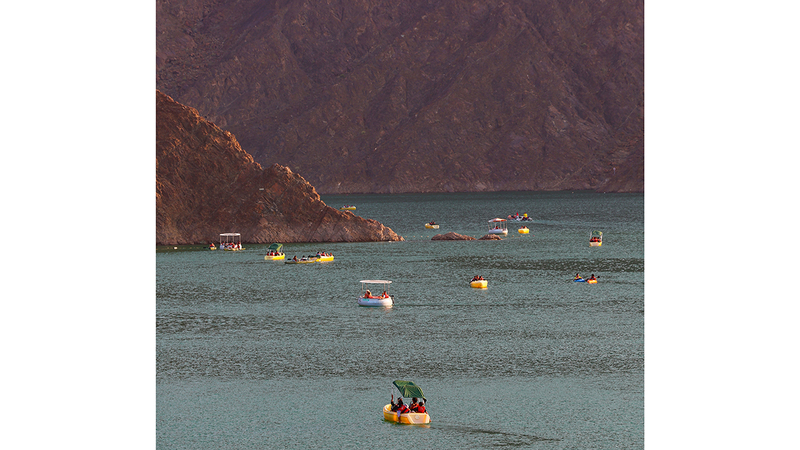 بحيرة حتّا.. مسرح مفتوح بين جمال الطبيعة بحيرة حتّا.. مسرح مفتوح بين جمال الطبيعة