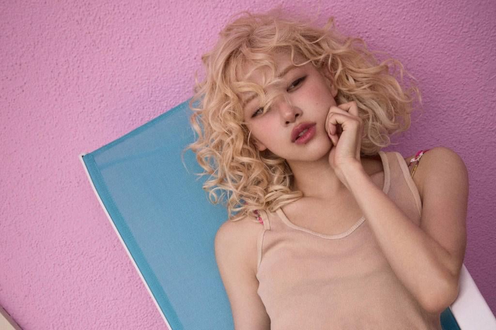 251211 روزيه توقع مع WME