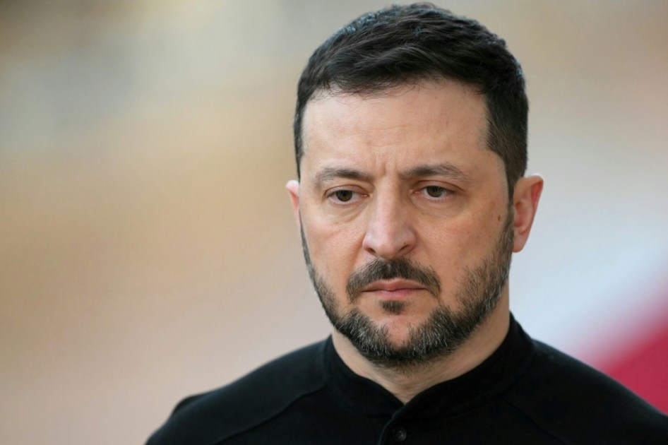 زيلينسكي: واشنطن تواصل الضغط على أوكرانيا للتنازل عن أراض لموسكو زيلينسكي: واشنطن تواصل الضغط على أوكرانيا للتنازل عن أراض لموسكو