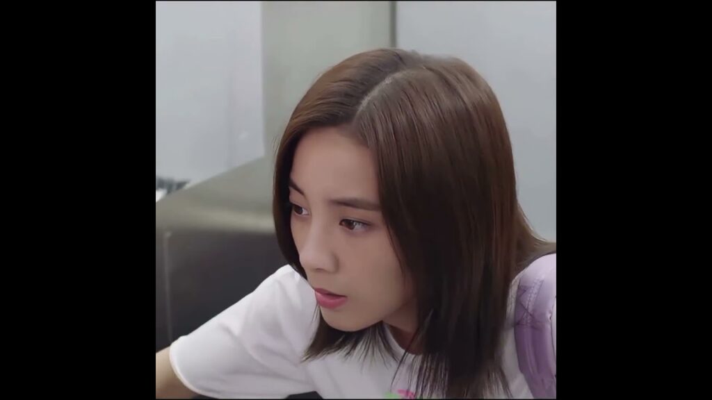 😱🤣🤣 #wangyilun  #初恋了那么多年 #رومانسيتي_الاولى #FirstRomance#wanpeng  #kenwu #hankun #rileywang #shorts