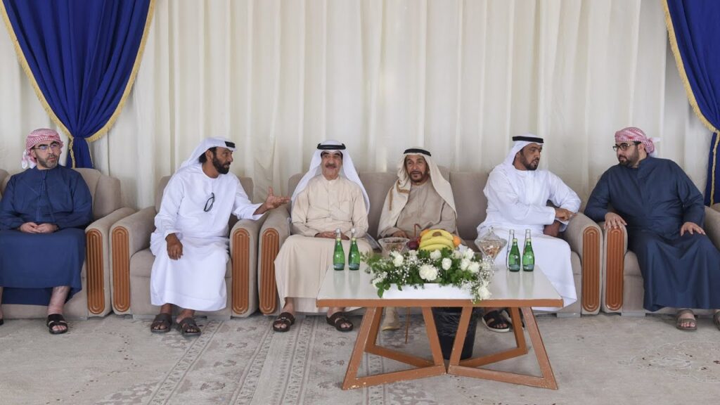 مهرجان أم القيوين لسباقات الهجن يعزز الهوية الوطنية