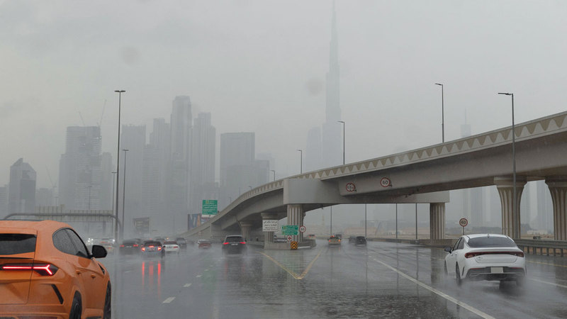 إجراءات احترازية في مختلف إمارات الدولة للحد من تداعيات الطقس