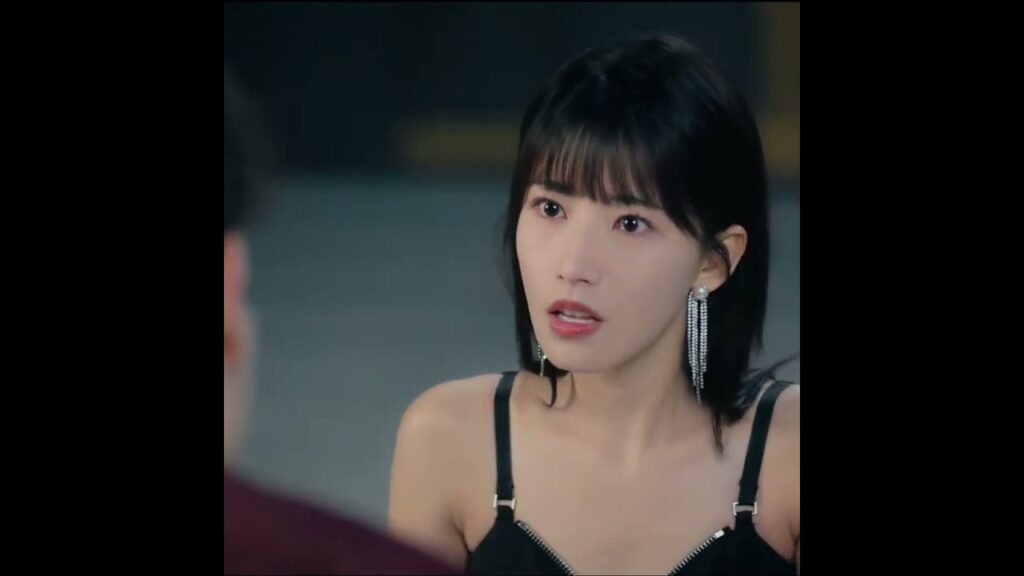 هذه فتاتي 👏🏻💕#QueenofDarkness #ملكة_الظلام #黑夜中的她 #FangJin #YanZixian #YOUKU #shorts #cdrama هذه فتاتي 👏🏻💕#QueenofDarkness #ملكة_الظلام #黑夜中的她 #FangJin #YanZixian #YOUKU #shorts #cdrama