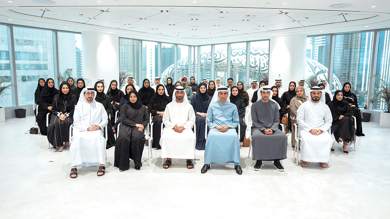 التواصل الفعال والمستمر مع المجتمع يزيد ثقة الناس بالقرارات الحكومية