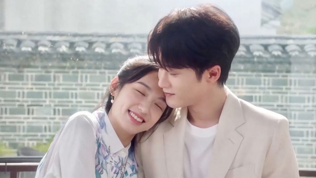 مواعدته لفتاة اصغر منه و مليئة بالطاقة جعلته يفعل امور لم يكن يفعلها ❤️( احبني و احب صوتي ) مواعدته لفتاة اصغر منه و مليئة بالطاقة جعلته يفعل امور لم يكن يفعلها ❤️( احبني و احب صوتي )