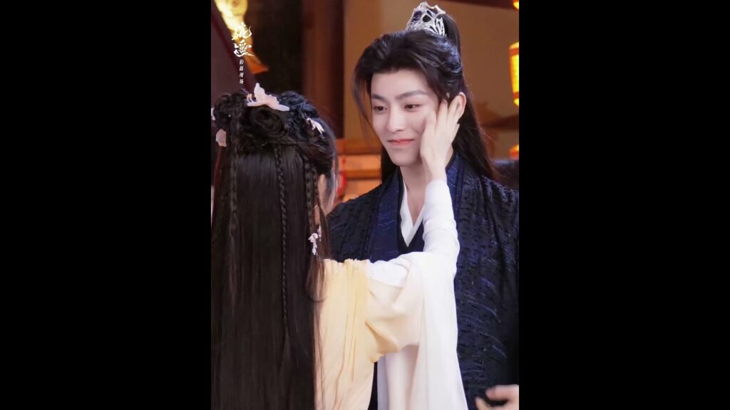 فيض من اللحظات اللطيفة 💘 بلا قيود #theuncloudedsoul #tansongyun #houminghao #iqiyi #cdrama