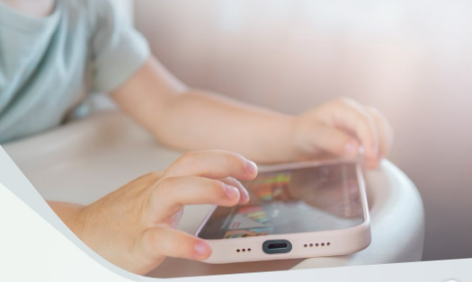 حكومة الإمارات تصدر مرسوماً بقانون اتحادي في شأن السلامة الرقمية للطفل