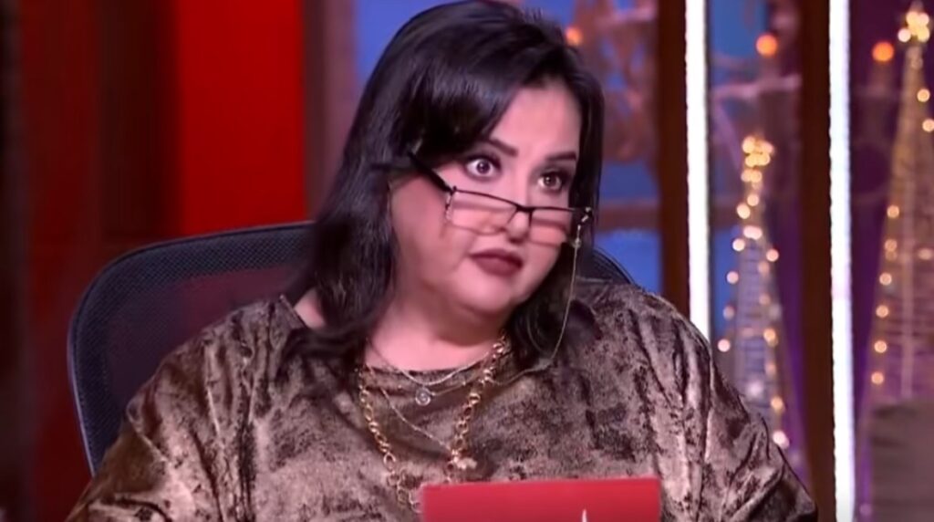 توقعت اختفاء ترامب في 2026 .. عرّافة مصرية لعمرو أديب: "انت معمولك سحر"