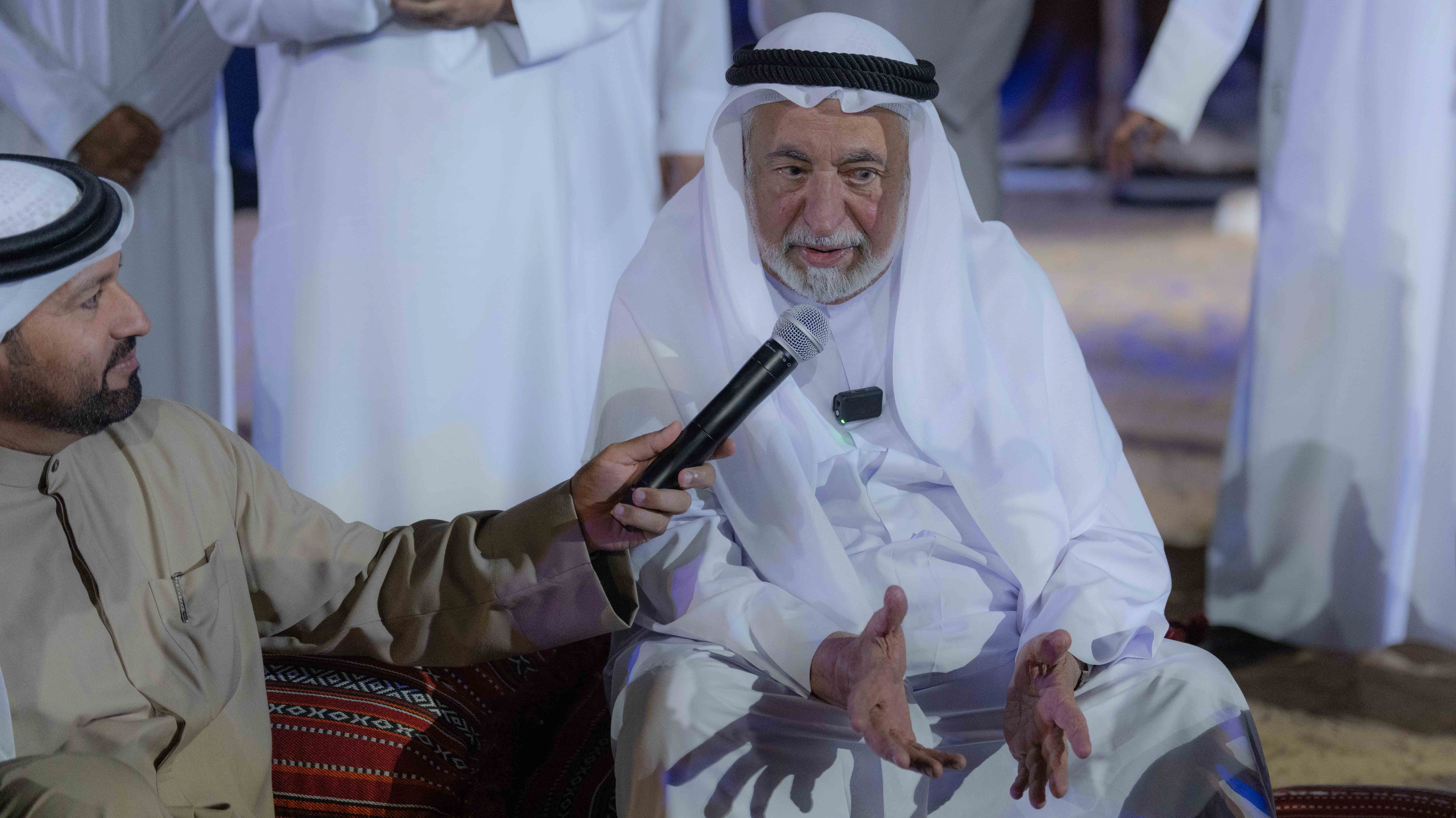 سلطان القاسمي يشهد افتتاح مهرجان الشارقة للمسرح الصحراوي الـ9