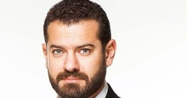 عمرو يوسف.. نجم صنع مساره بثبات وفرض اسمه بين الكبار