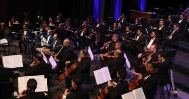 أوركسترا السيمفونى وجالا الحديدى يحتفلان بالكريسماس بحفل بدار الأوبرا