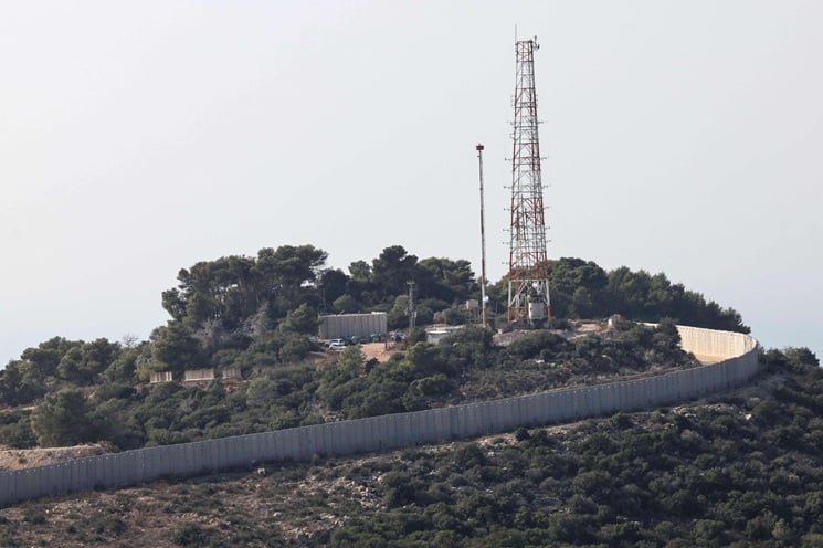 ترامب يخطط لمنطقة اقتصادية بين لبنان وإسرائيل خالية من "حزب الله" والأسلحة الثقيلة