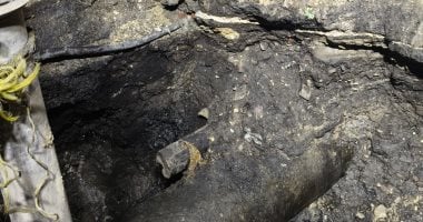 كسر بخط مياه أمام مستشفى أم المصريين بالجيزة وانقطاع الخدمة ببعض المناطق