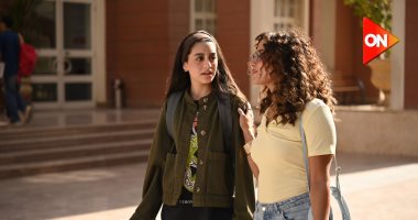 مسلسل ميد تيرم صورة GEN Z بين الواقع والضغوط مسلسل ميد تيرم صورة GEN Z بين الواقع والضغوط