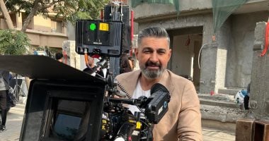 ياسر جلال يتقمص دور المصور فى مسلسل كلهم بيحبوا مودى